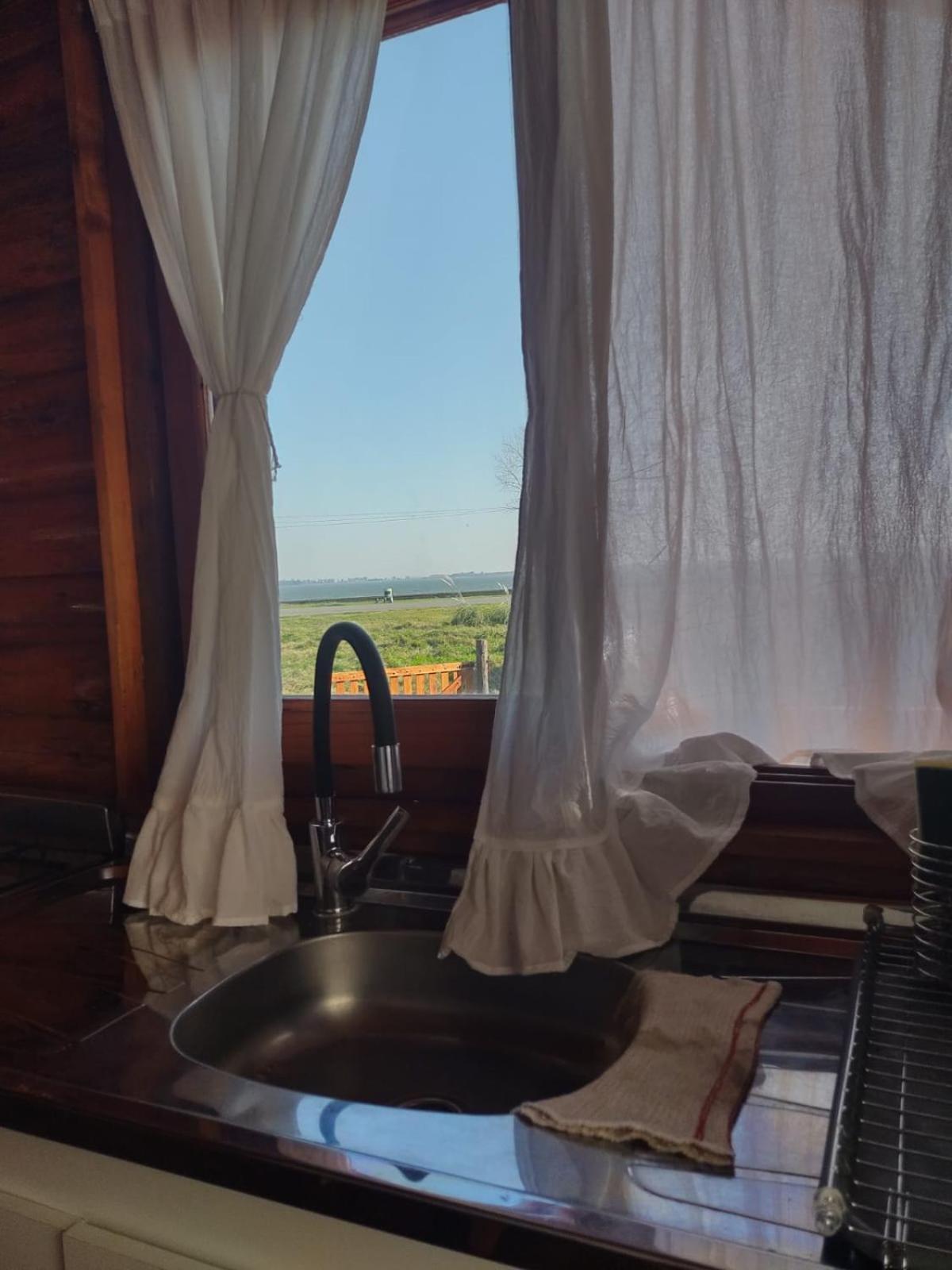 Cabana Puesta Del Sol Chascomus Exterior photo